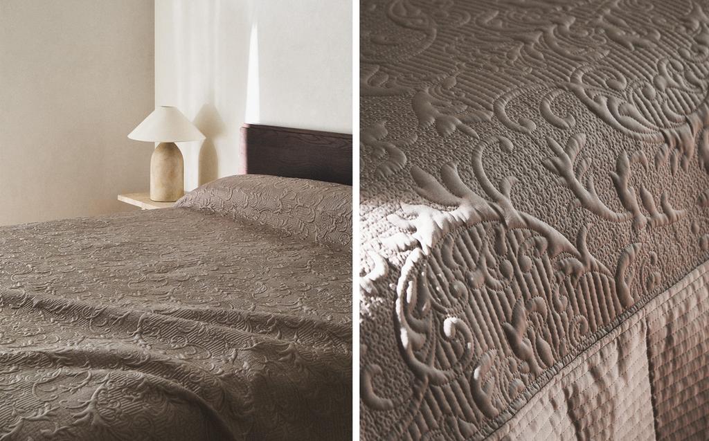 لحاف مبطن بتصميم بارز