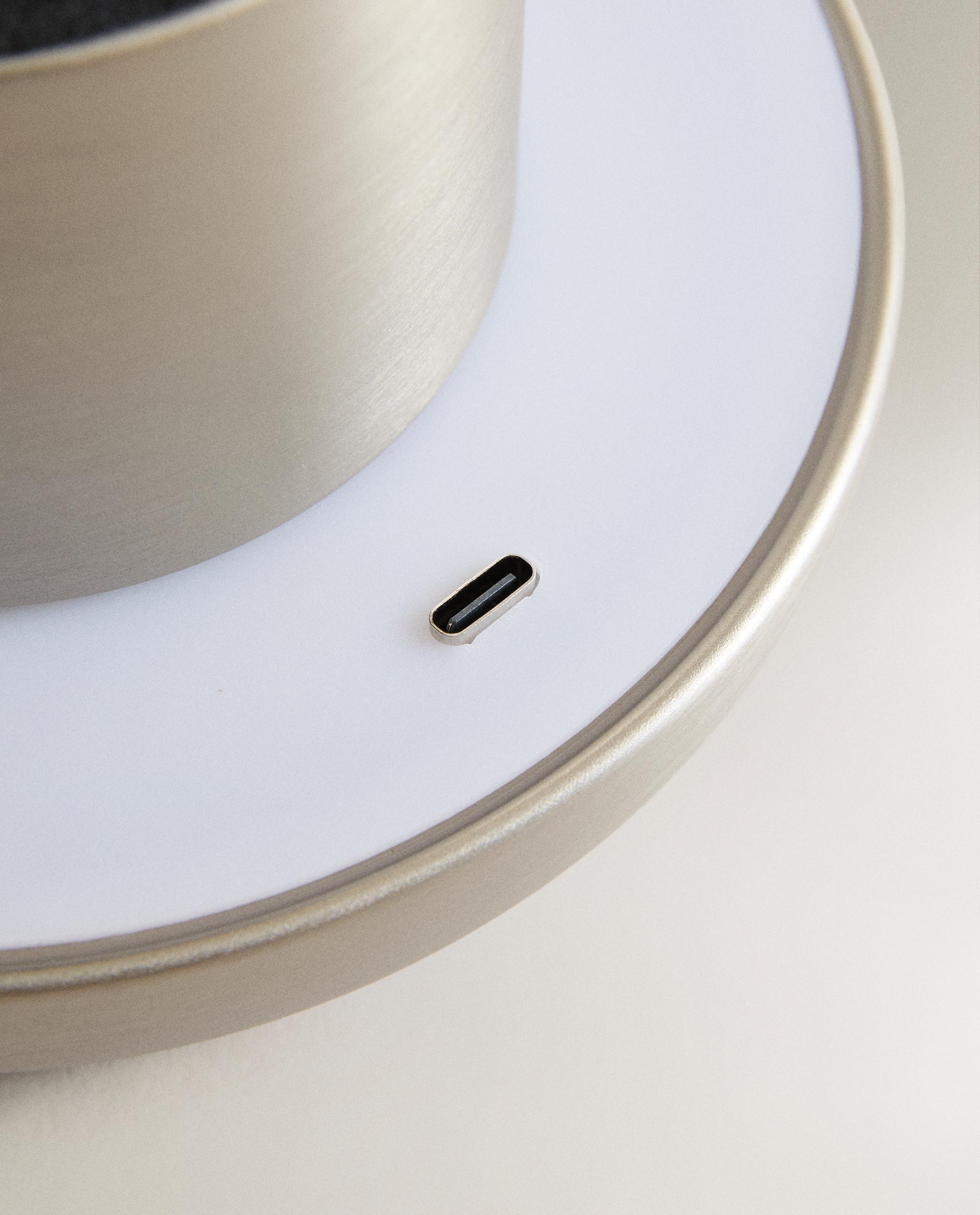 CORDLESS LAMP product thumbnail 3