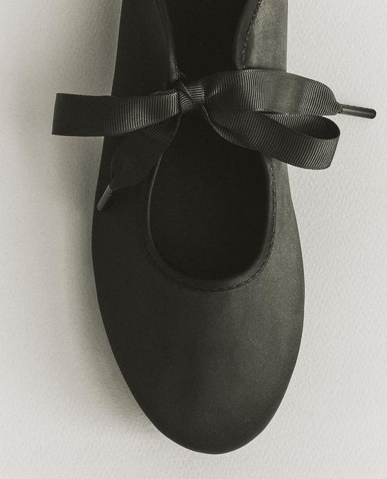 サテンリボン バレエシューズ