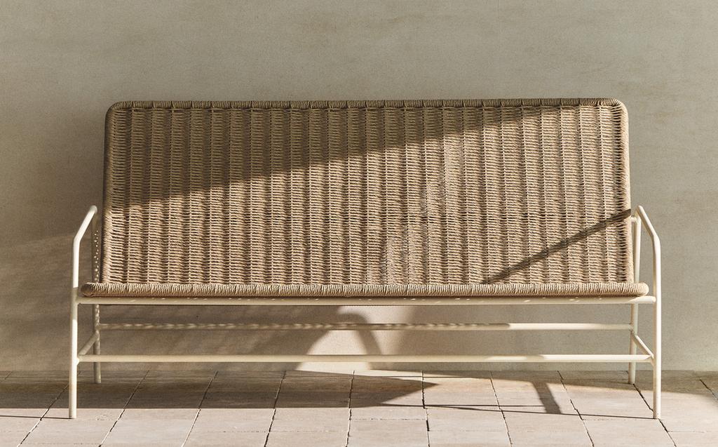 BANC EXTERIOR TRENAT