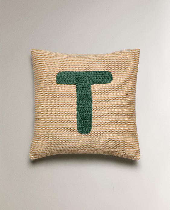 KINDERKISSEN BESTICKT BUCHSTABE T KINDERKISSEN BESTICKT BUCHSTABE T