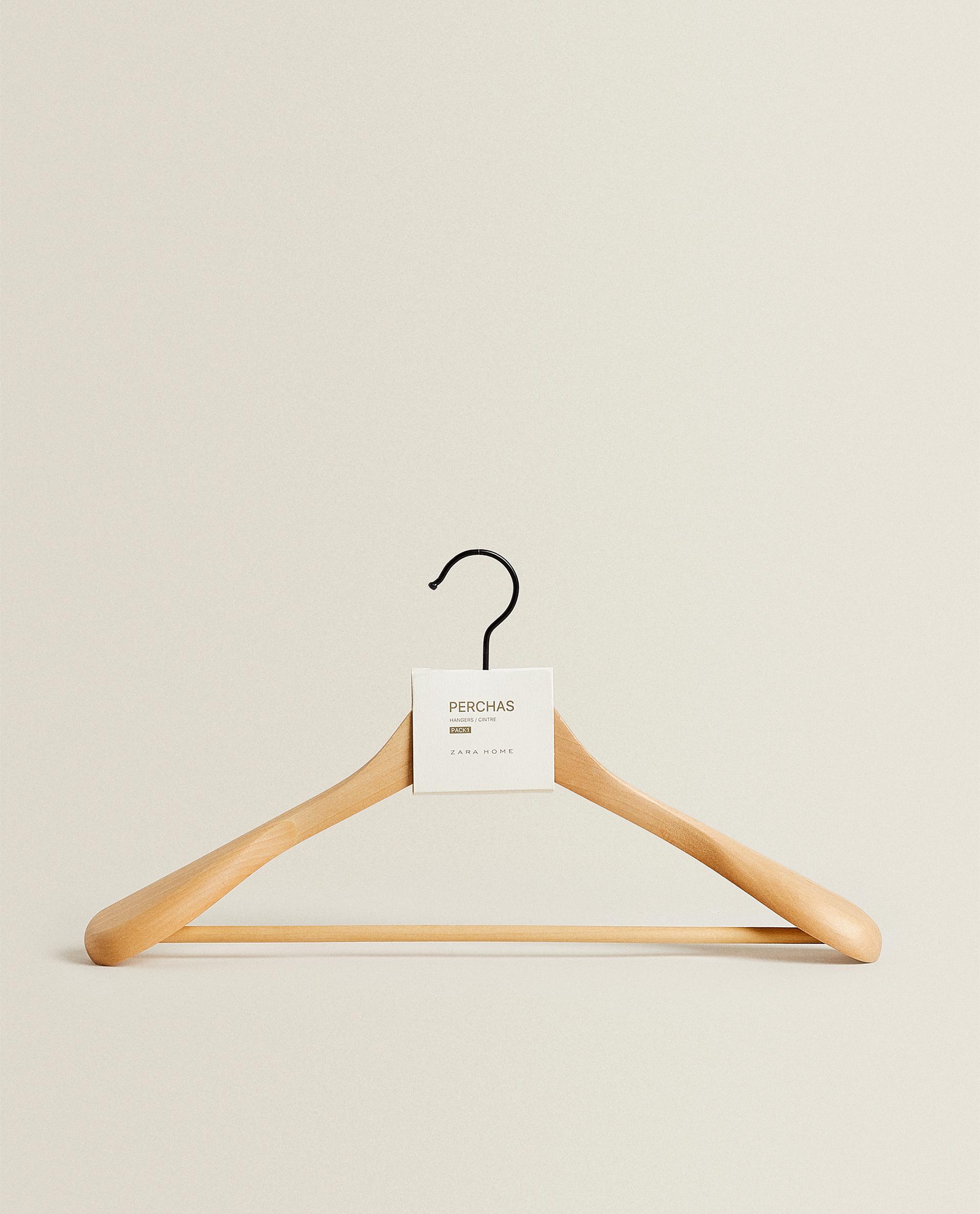 PERCHA MADERA CHAQUETAS Zara Home España - Main Image