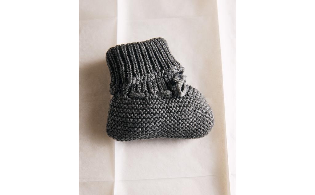 KNIT BABY BOOTIES KNIT BABY BOOTIES