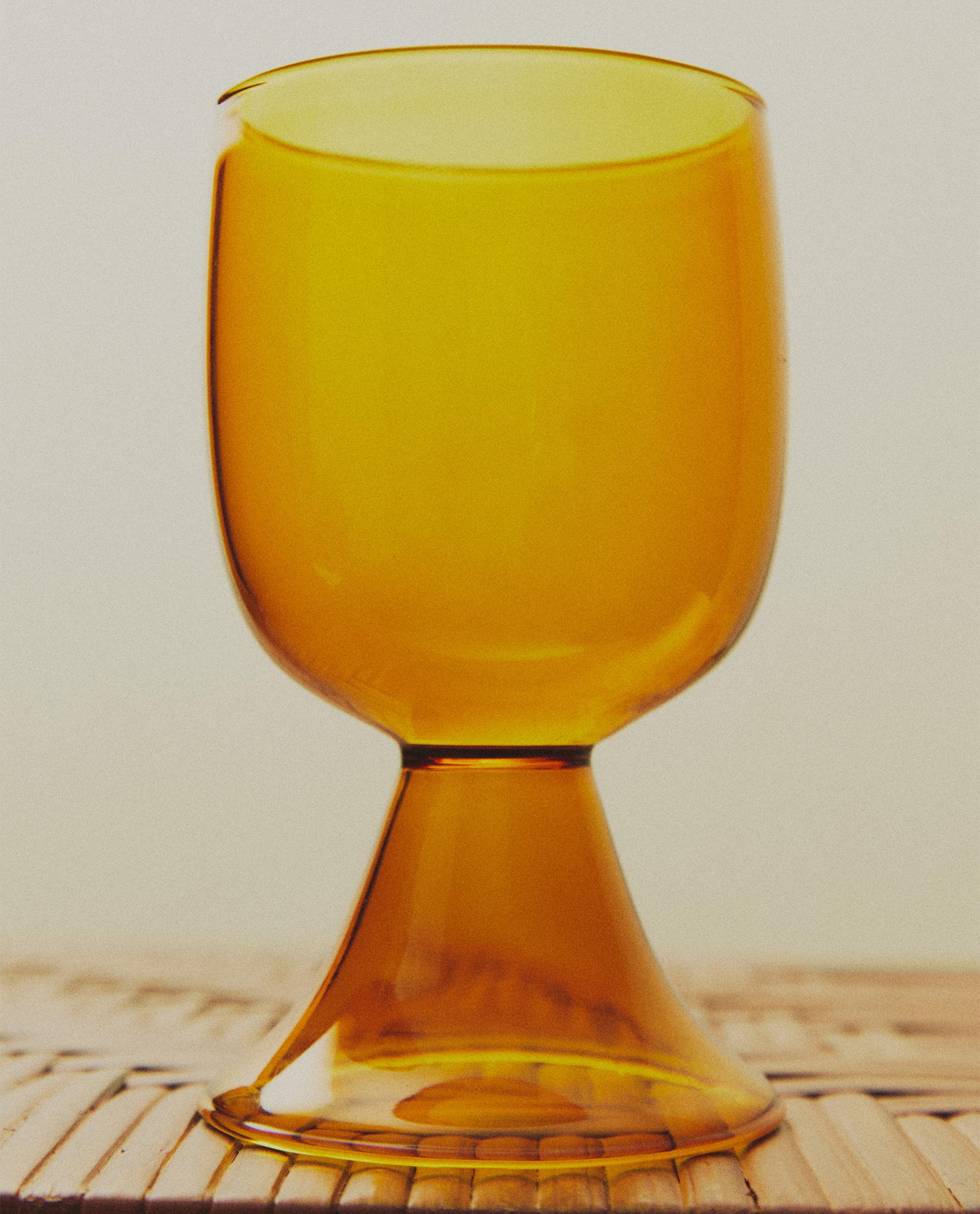 COLOURED BOROSILICATE WINE GLASS X COLLAGERIE