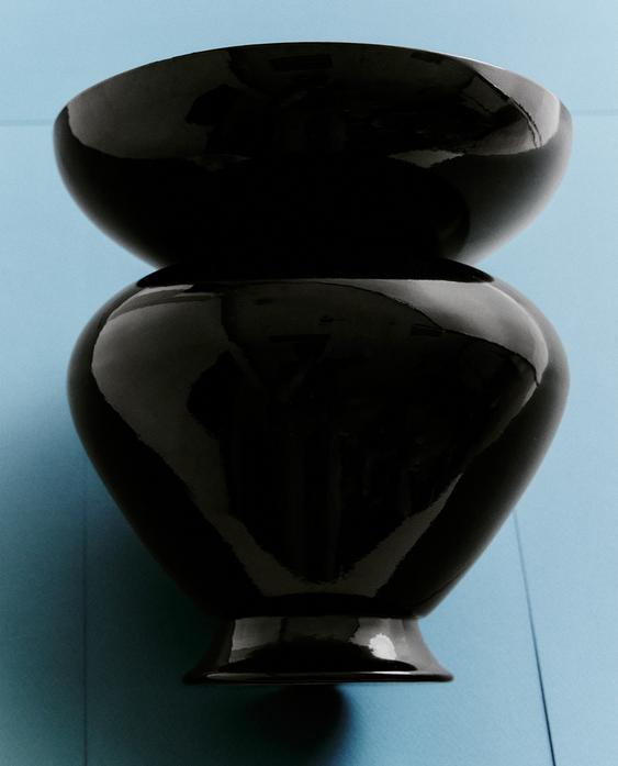WIDE GLOSS VASE