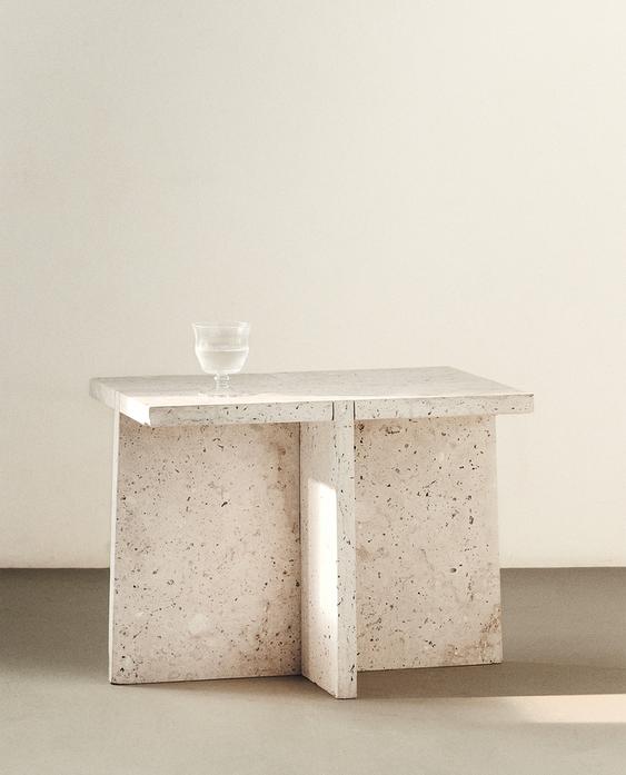 SIDETABLE 01