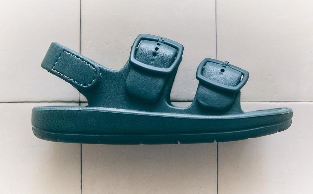 SANDALES BOUCLES VOLUME