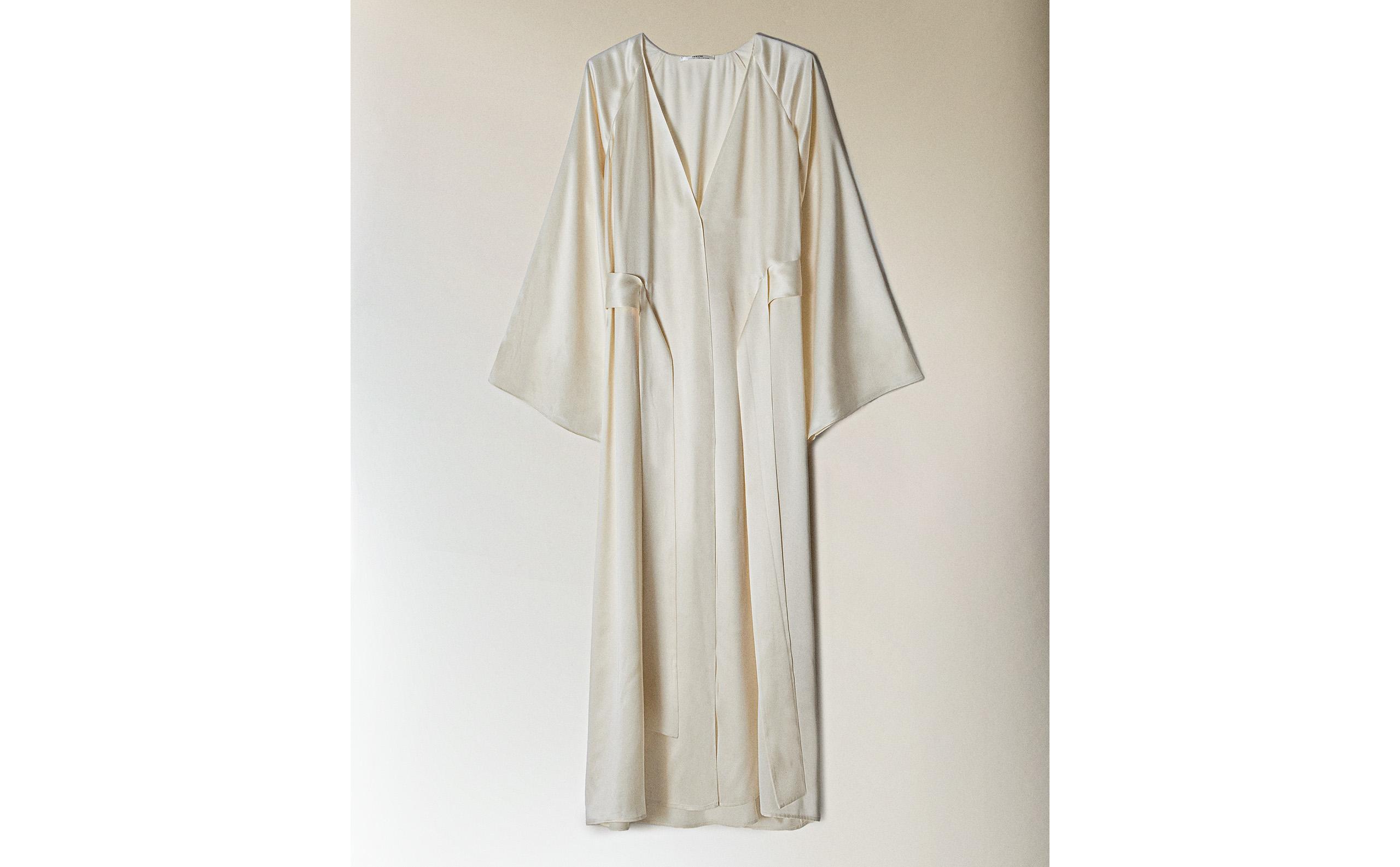 BEIGE SILK ROBE | Zara Home United States of America
