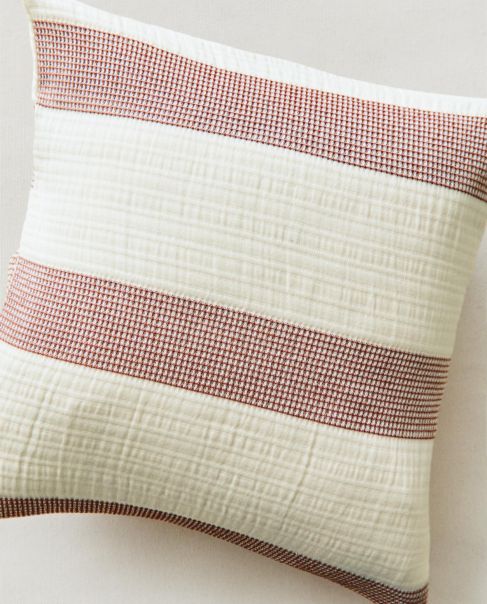 KIDS’ STRIPED CUSHION COVER product thumbnail 9