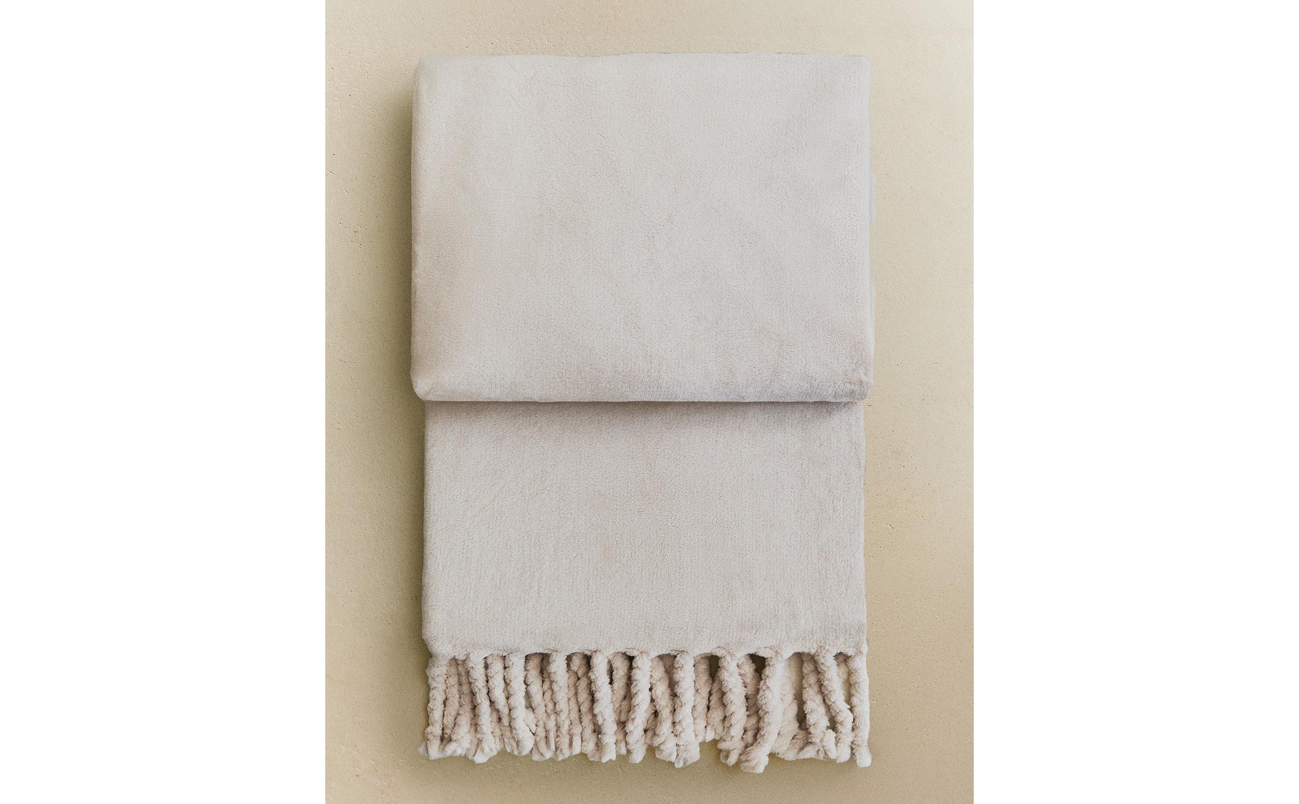 ZARA HOME フェイクファーブランケット 毛布 zara home フェイクファーブランケット - メルカリ