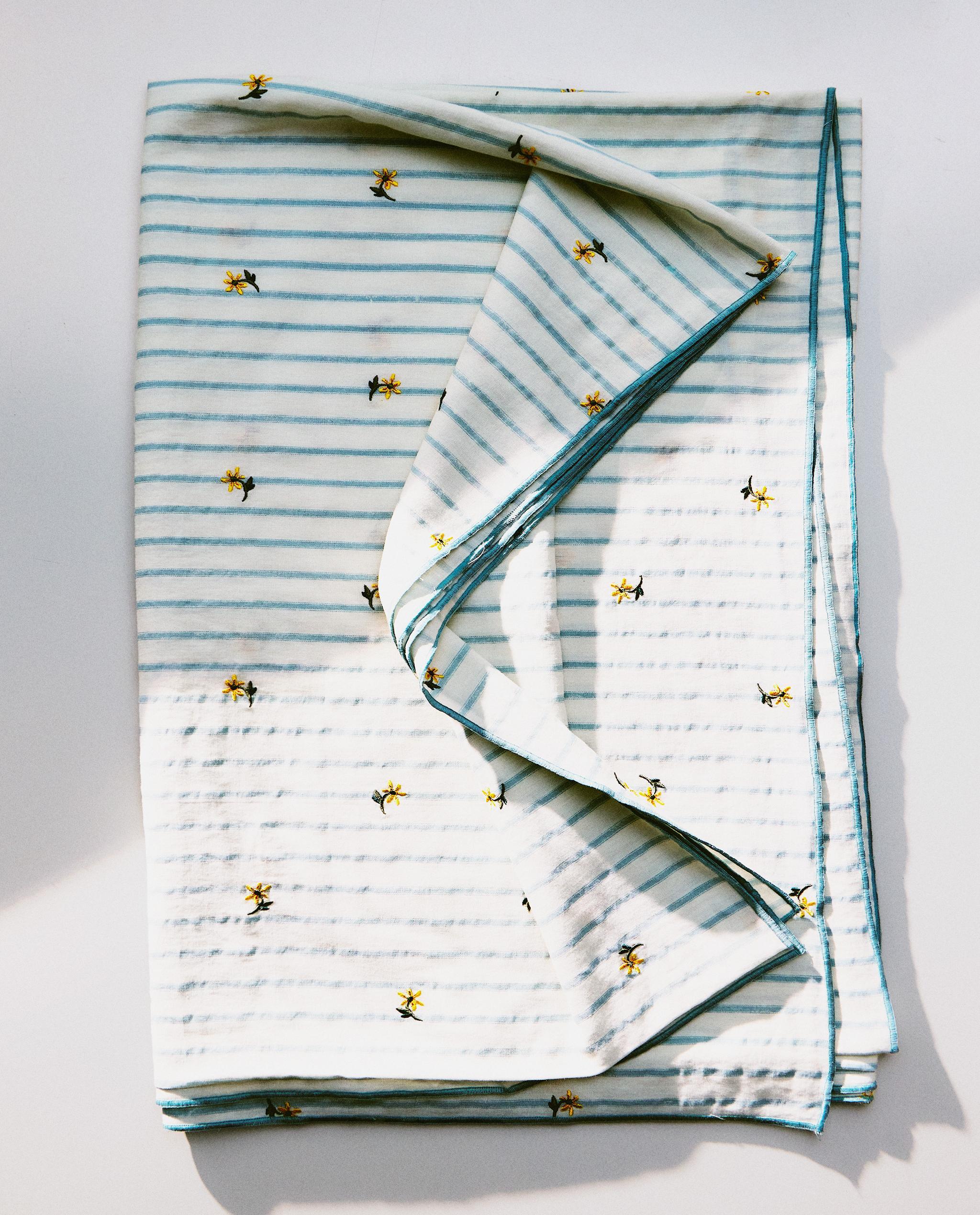 STRIPED TABLECLOTH WITH FLORAL EMBROIDERY product thumbnail 11