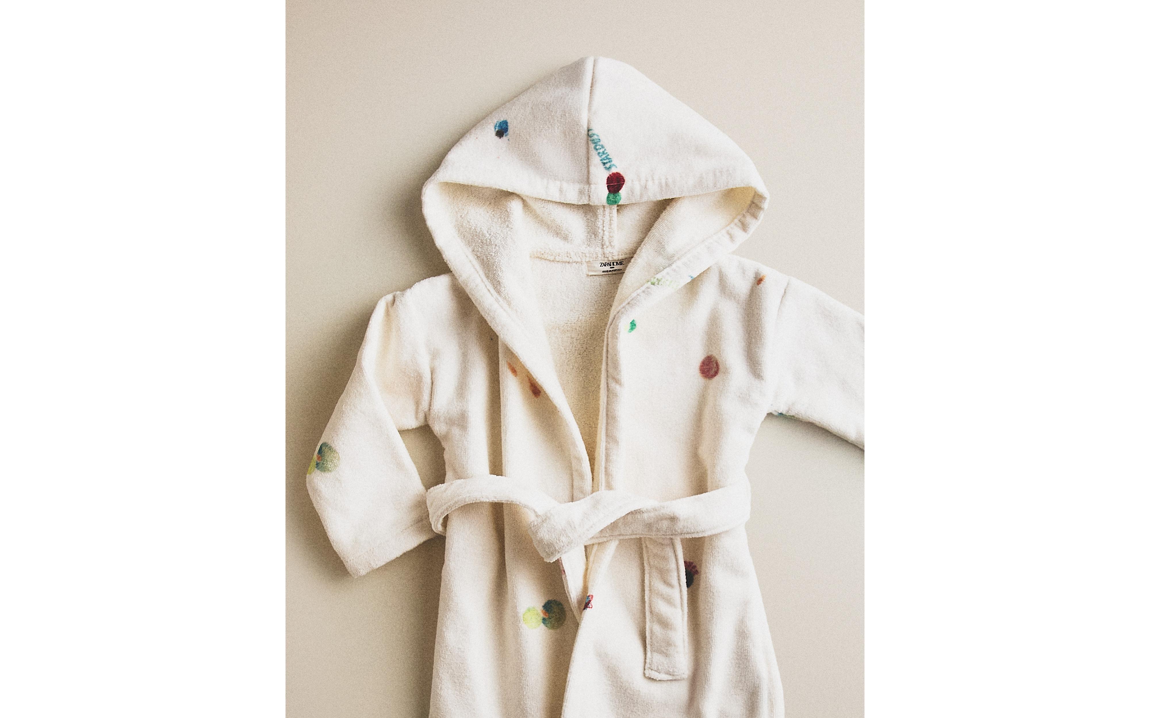 CHILDREN'S PLANET BATHROBE product thumbnail 2