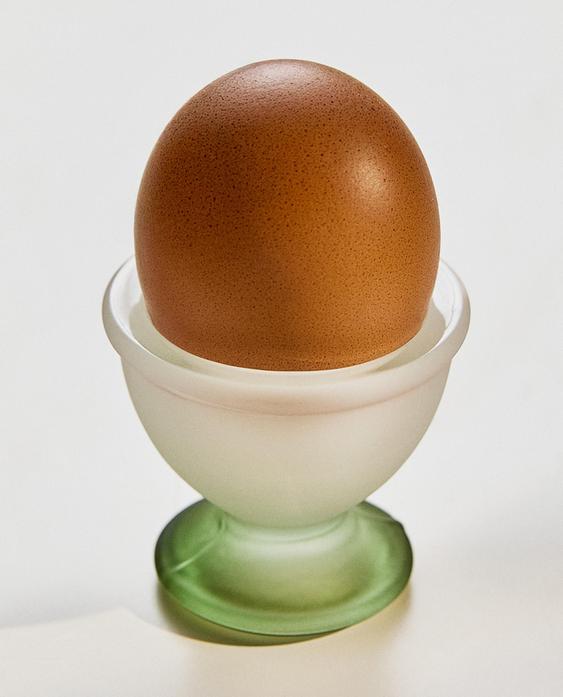 ถ้วยวางไข่ทำจากแก้วไล่สี