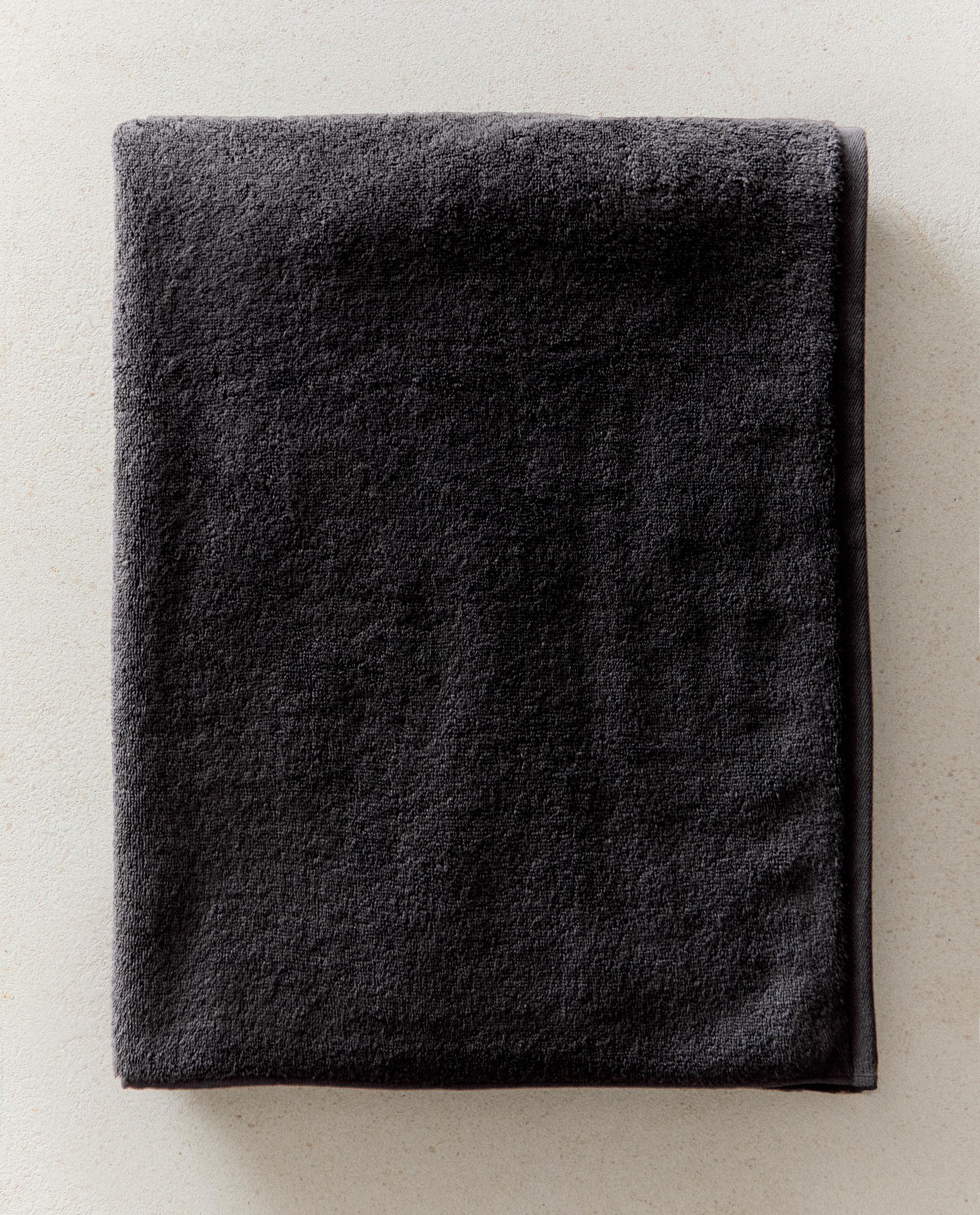 EXTRA SOFT COTTON BATH TOWEL (700 GXM²) product thumbnail 8