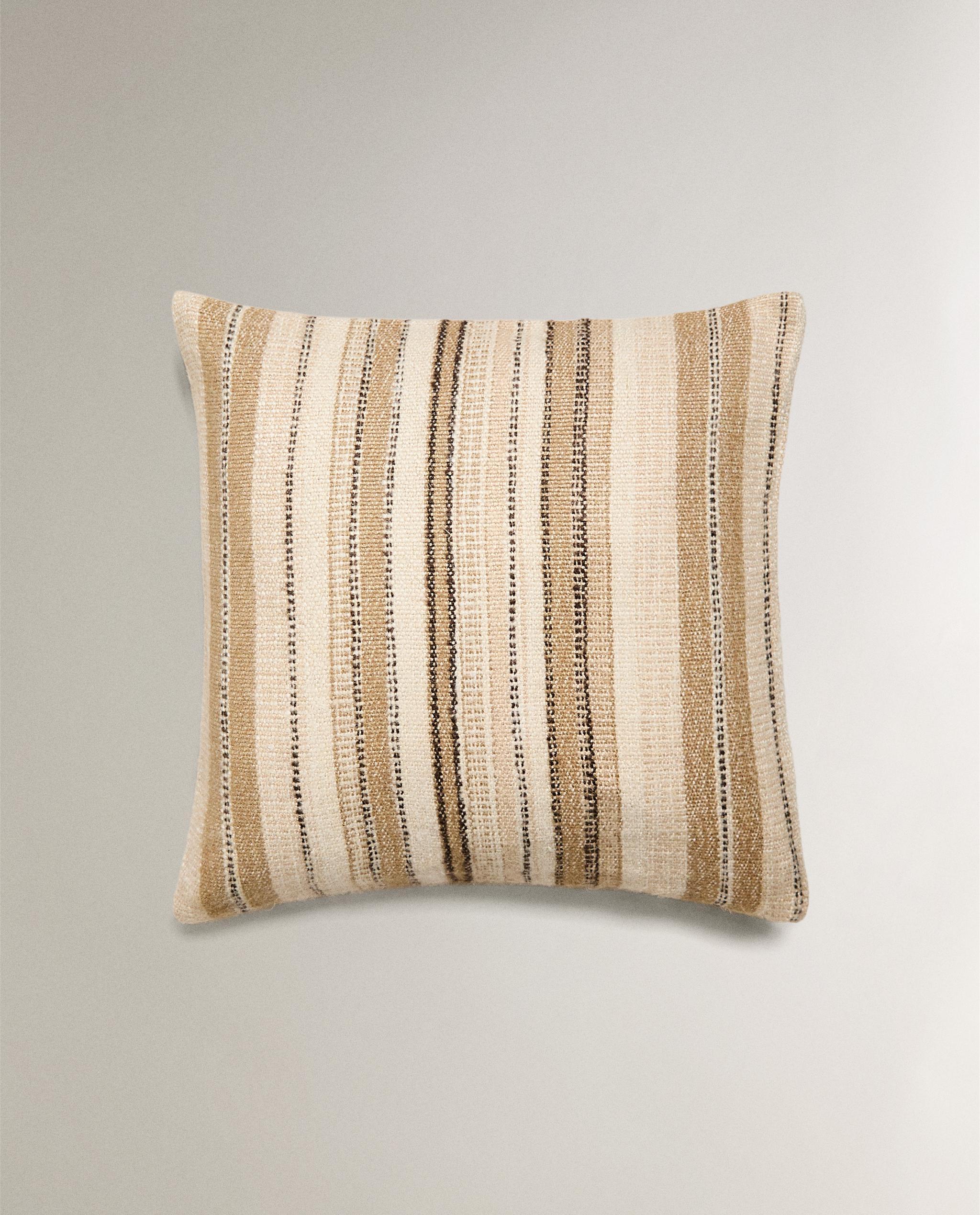 ストライプ クッションカバー | Zara Home 日本/Japan