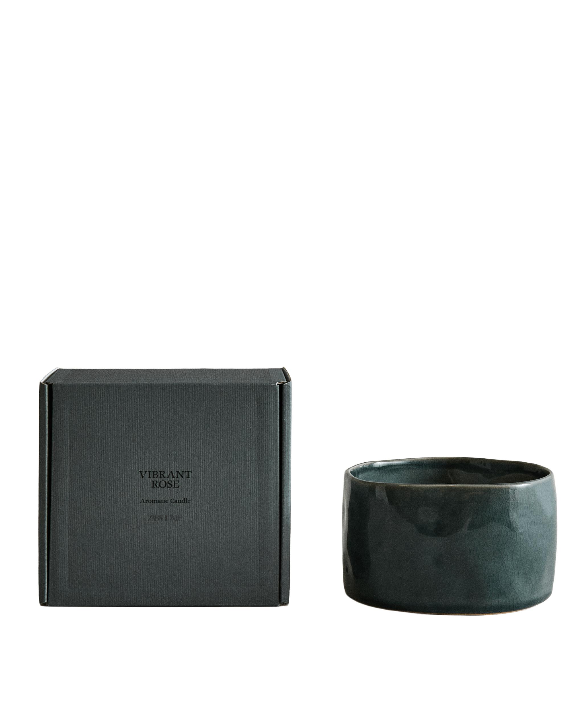 (150 G) VIBRANT ROSE SCENTED CANDLE product thumbnail 5