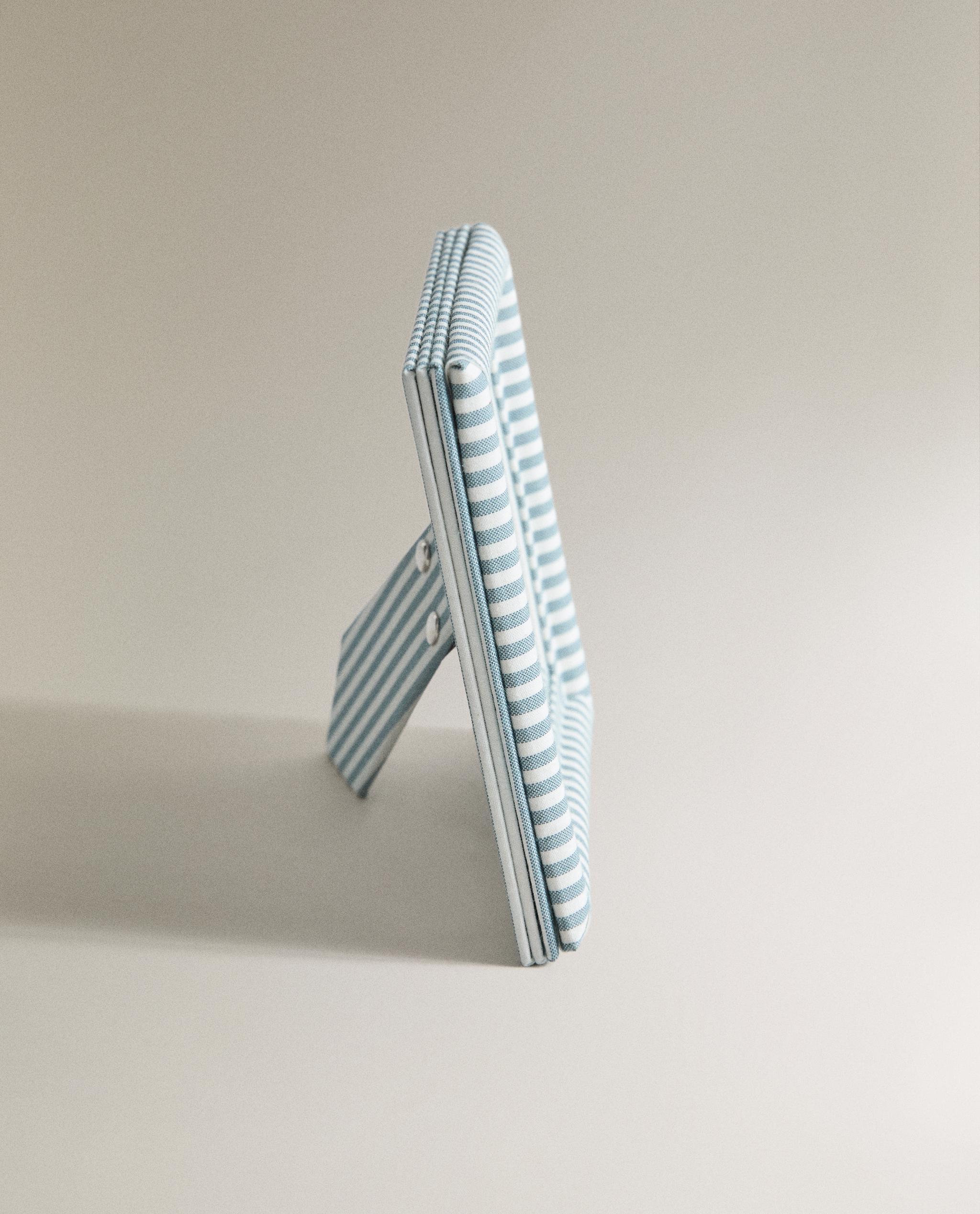 CHILDREN'S SQUARE STRIPED PHOTO FRAME product thumbnail 8