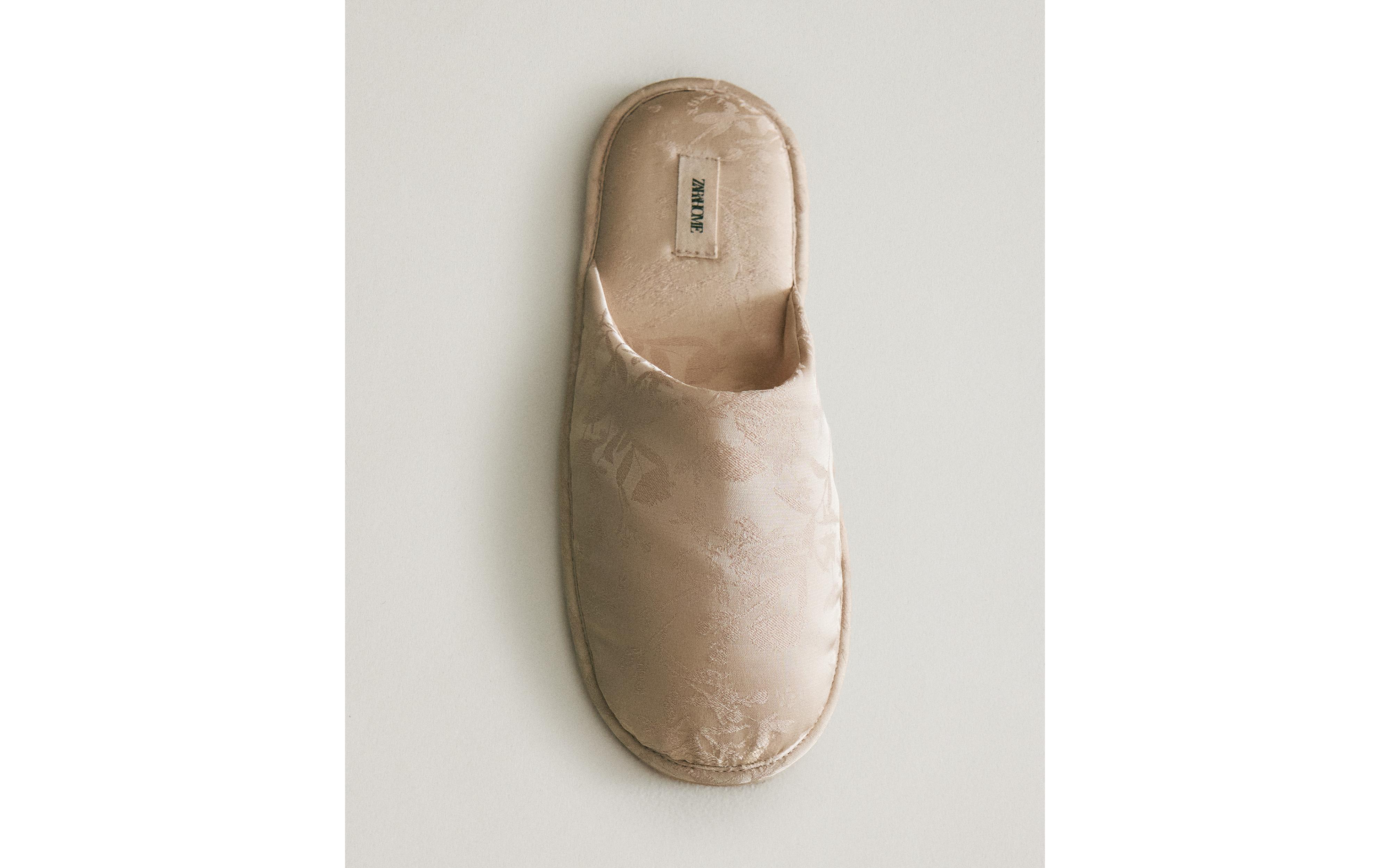 JACQUARD MULE SLIPPERS product thumbnail 16
