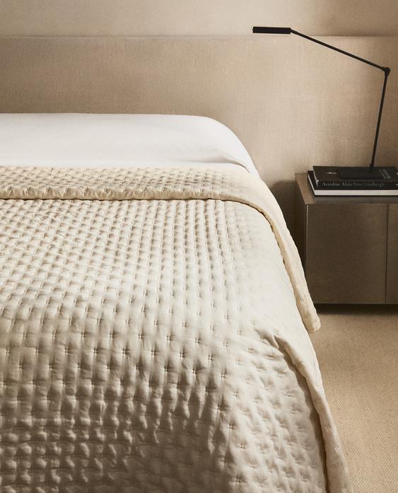 도트 퀼티드 차렵이불