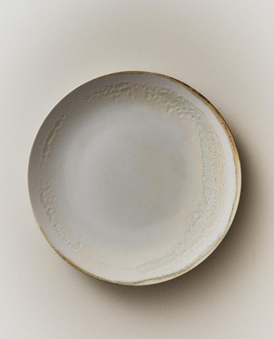 STONEWARE DINNER PLATE STONEWARE DINNER PLATE
