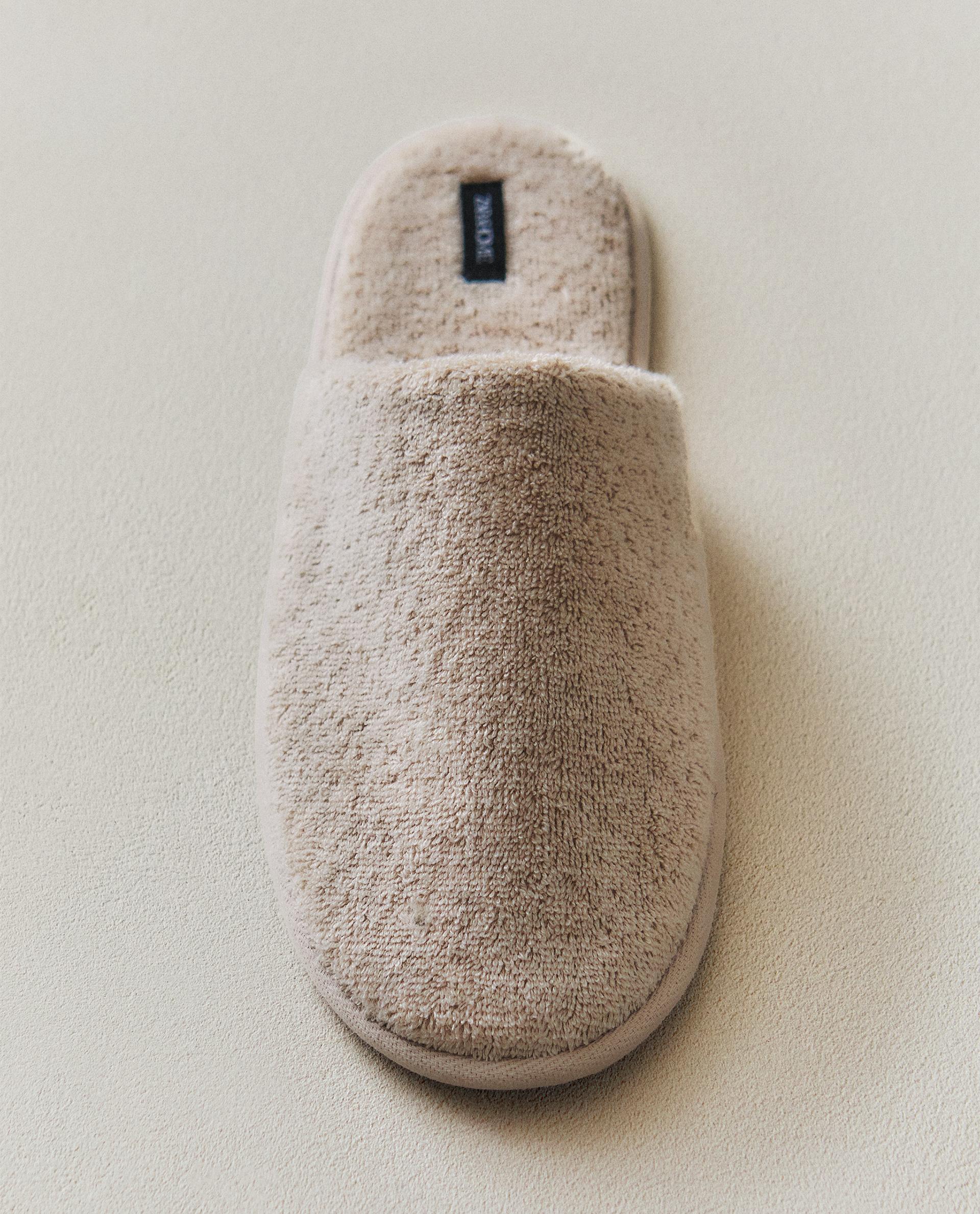TERRY BATHROOM SLIPPERS product thumbnail 14