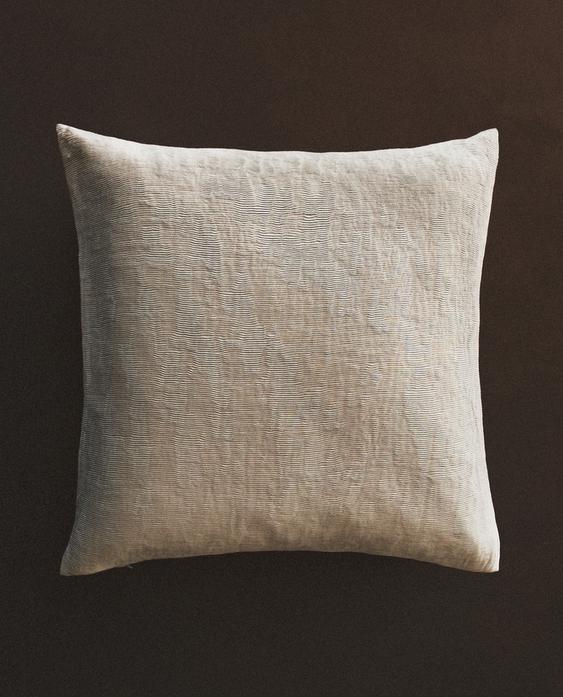 PLEATED CUSHION COVER