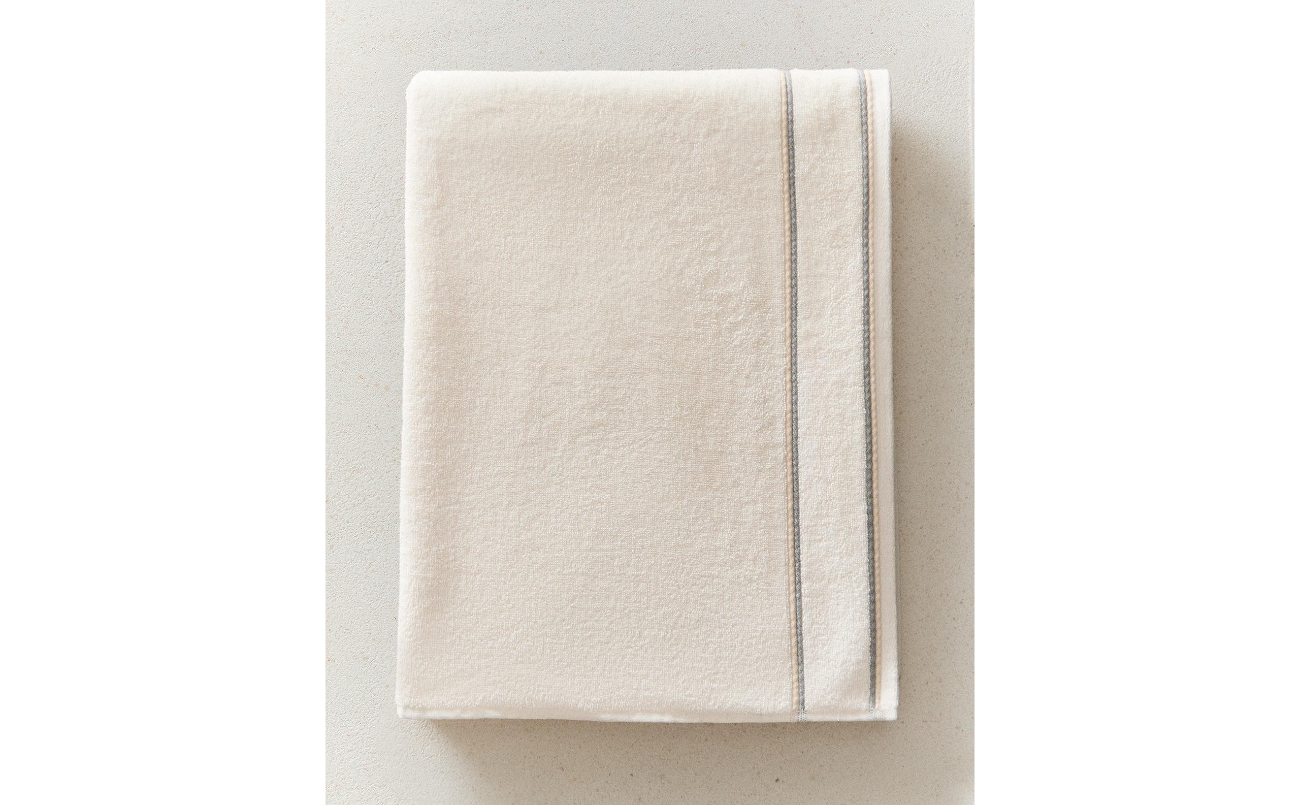 COLOURDUL DOUBLE TRIM BATH TOWEL product thumbnail 8
