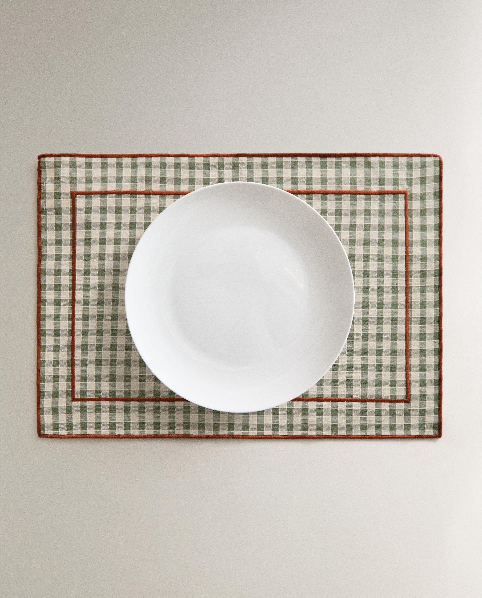 CHECK PLACEMAT WITH TOPSTITCHING product thumbnail 3