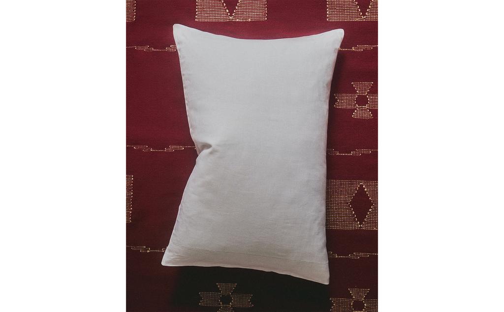 HEMSTITCHED LINEN PILLOWCASE