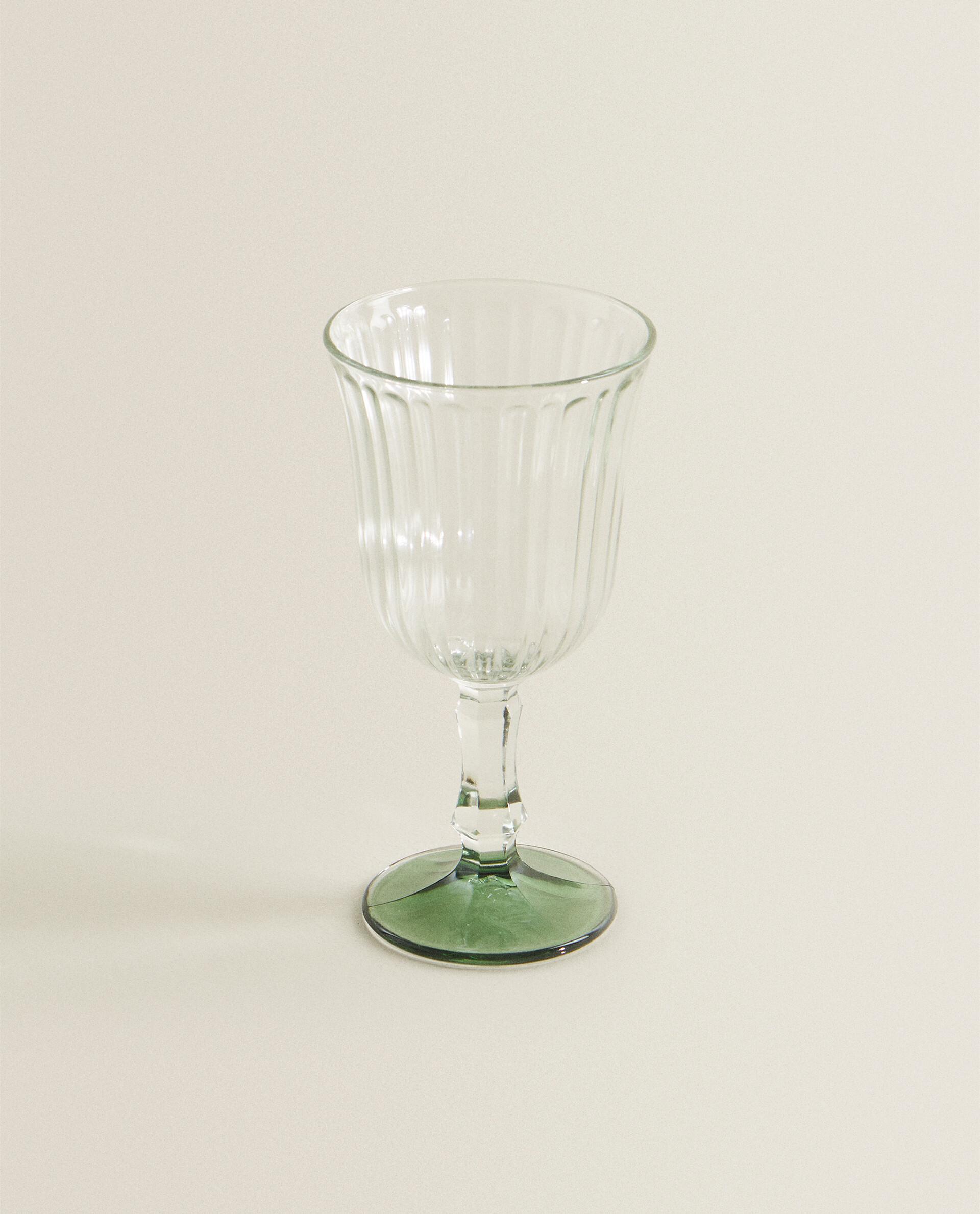 GLASS WITH RAISED DESIGN AND COLOURED BASE product thumbnail 13