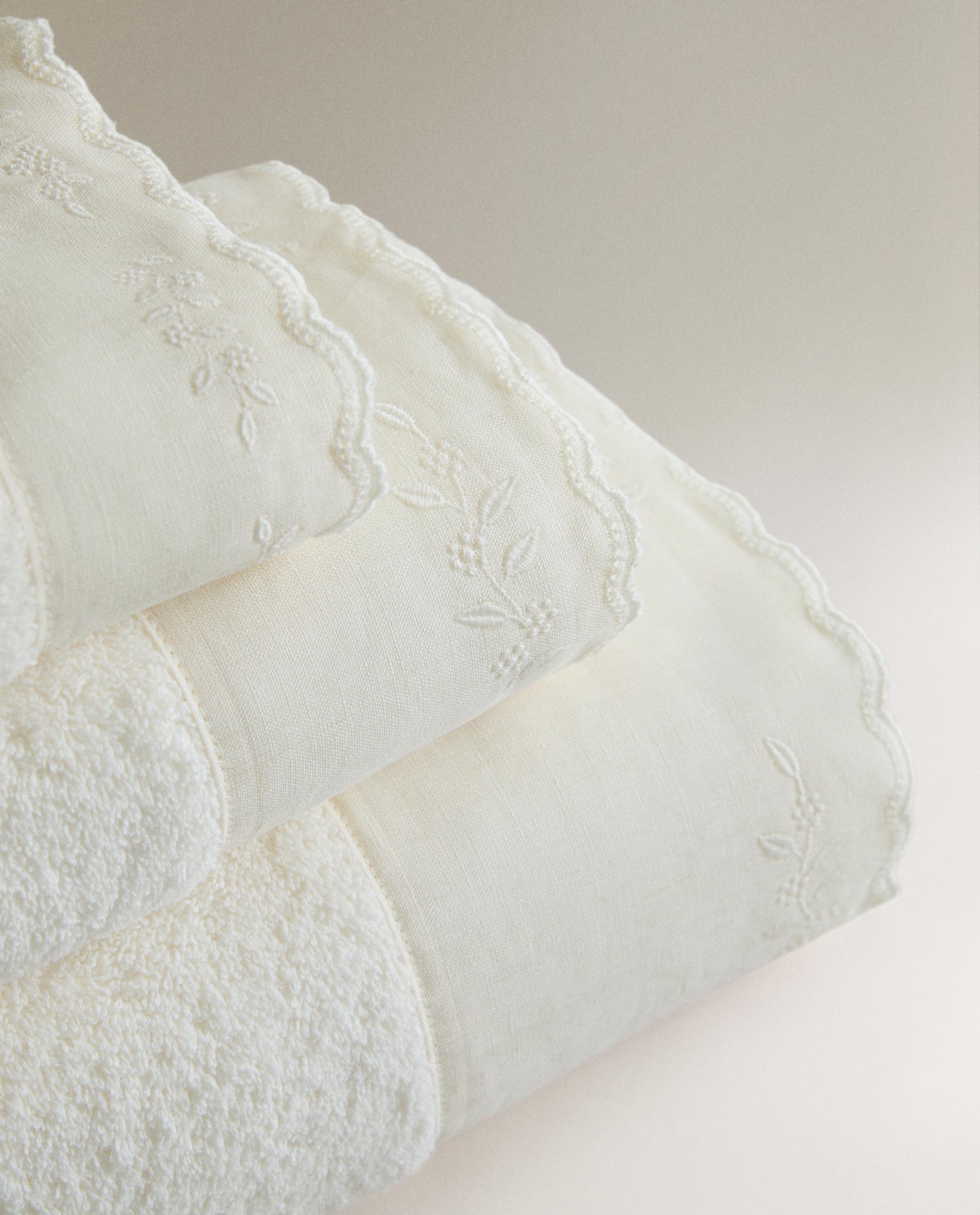 BATH TOWEL WITH LINEN BORDER product thumbnail 5
