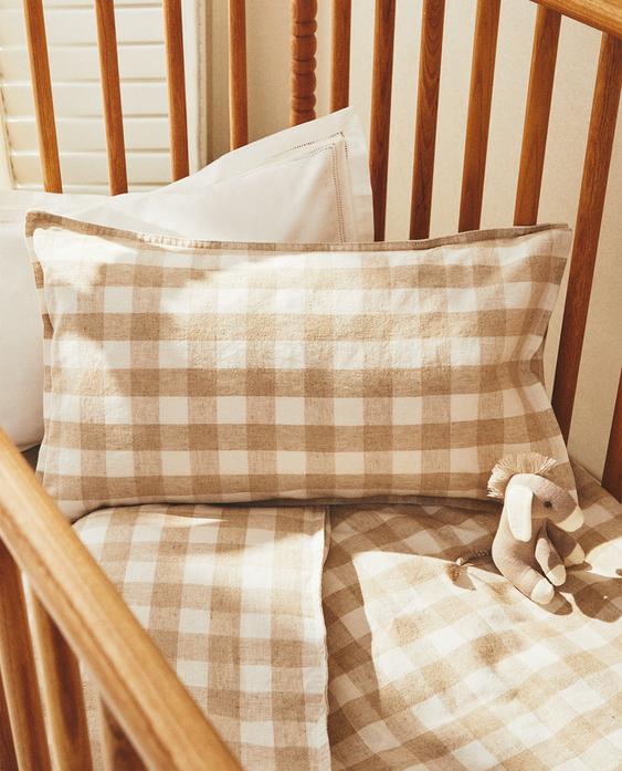 CHILDREN'S CHECK PILLOWCASE