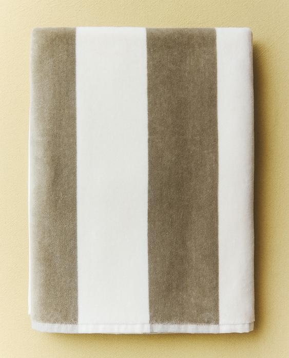 STRIPED BEACH TOWEL STRIPED BEACH TOWEL