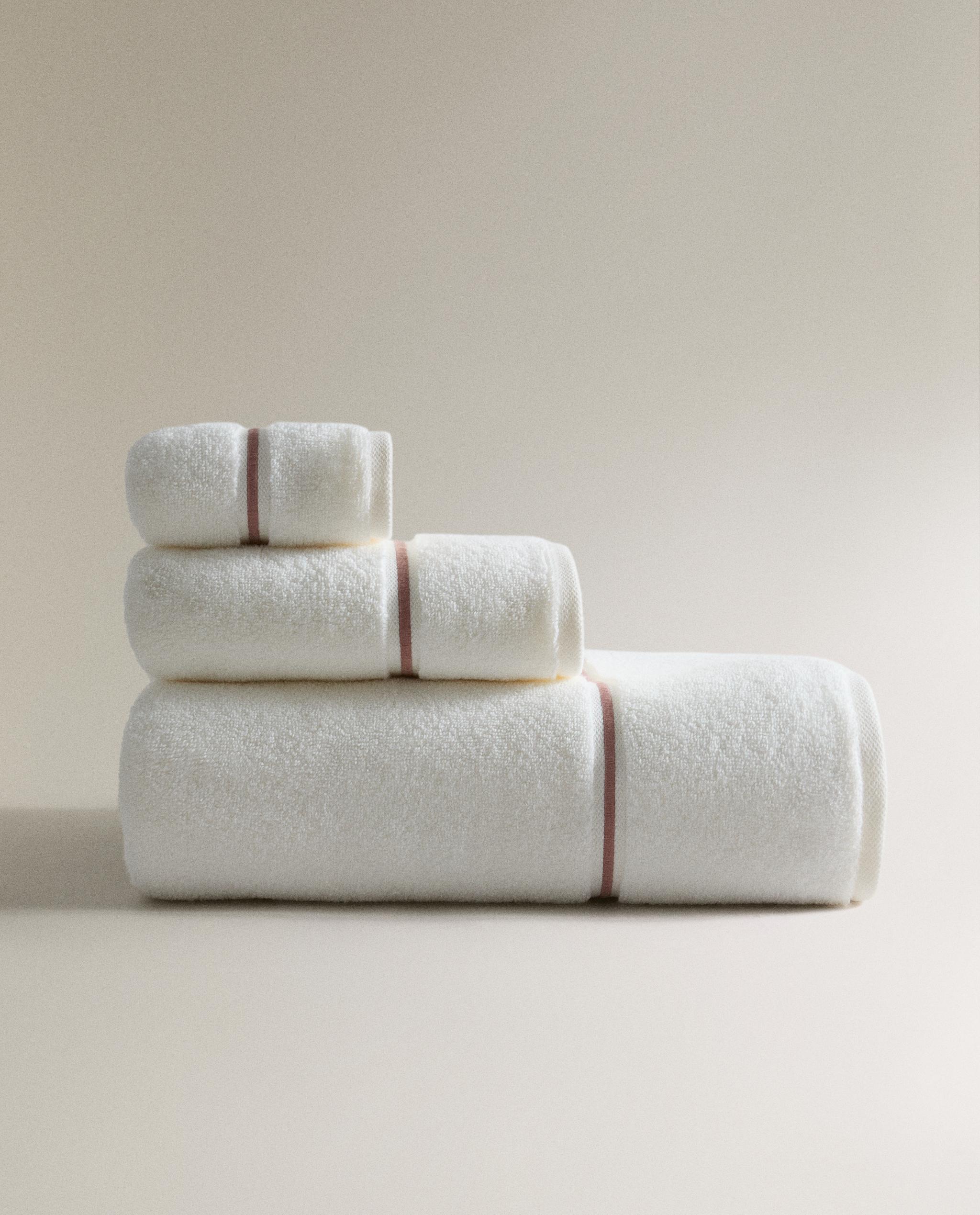 SCALLOPED BATH TOWEL product thumbnail 6