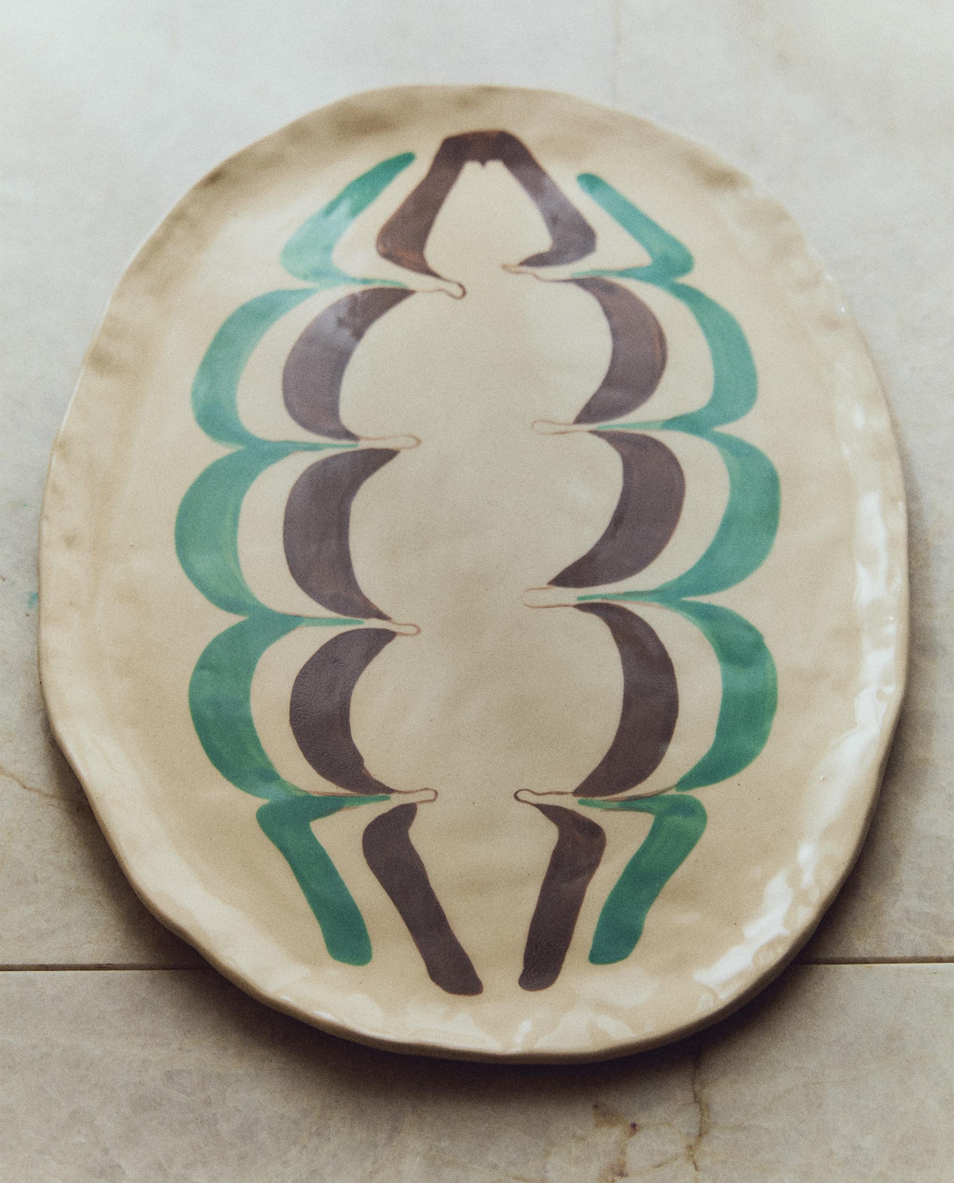 PAINTED CERAMIC SERVING DISH X COLLAGERIE