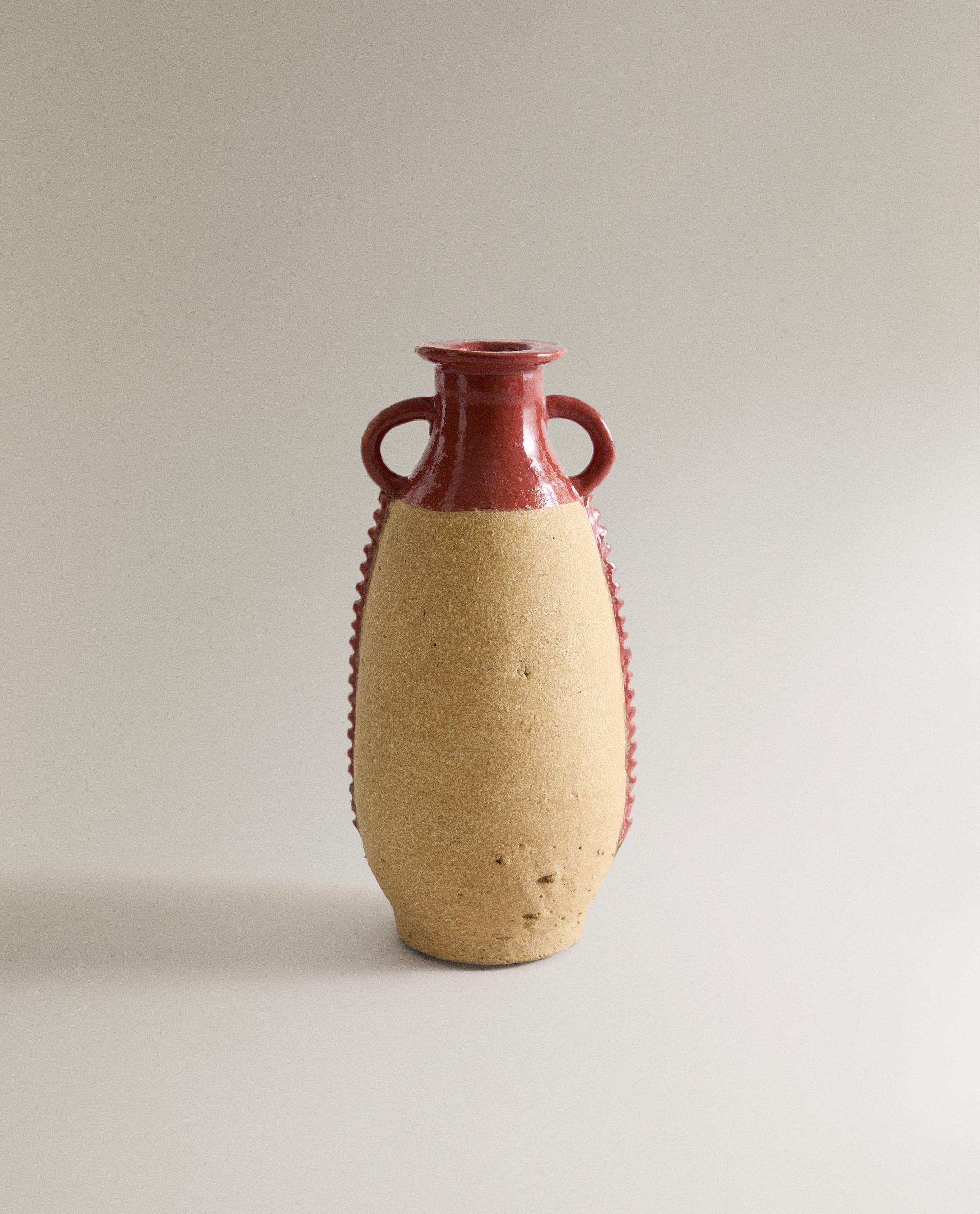 DECORATIVE TERRACOTTA VASE WITH HANDLES product thumbnail 6