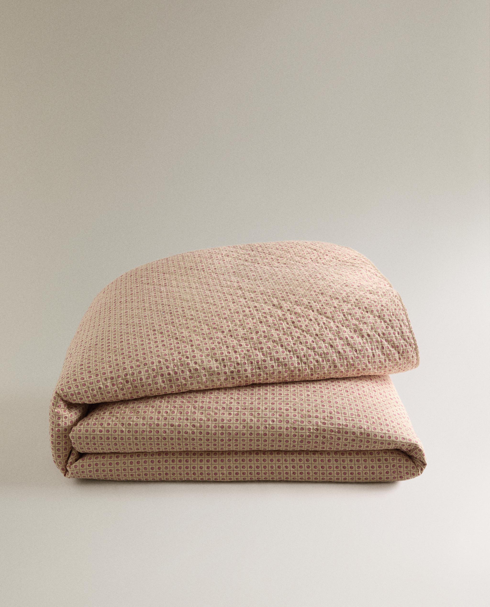 STRIPED AND FLORAL COTTON QUILTED BEDSPREAD | KATHARINE POLE product thumbnail 4