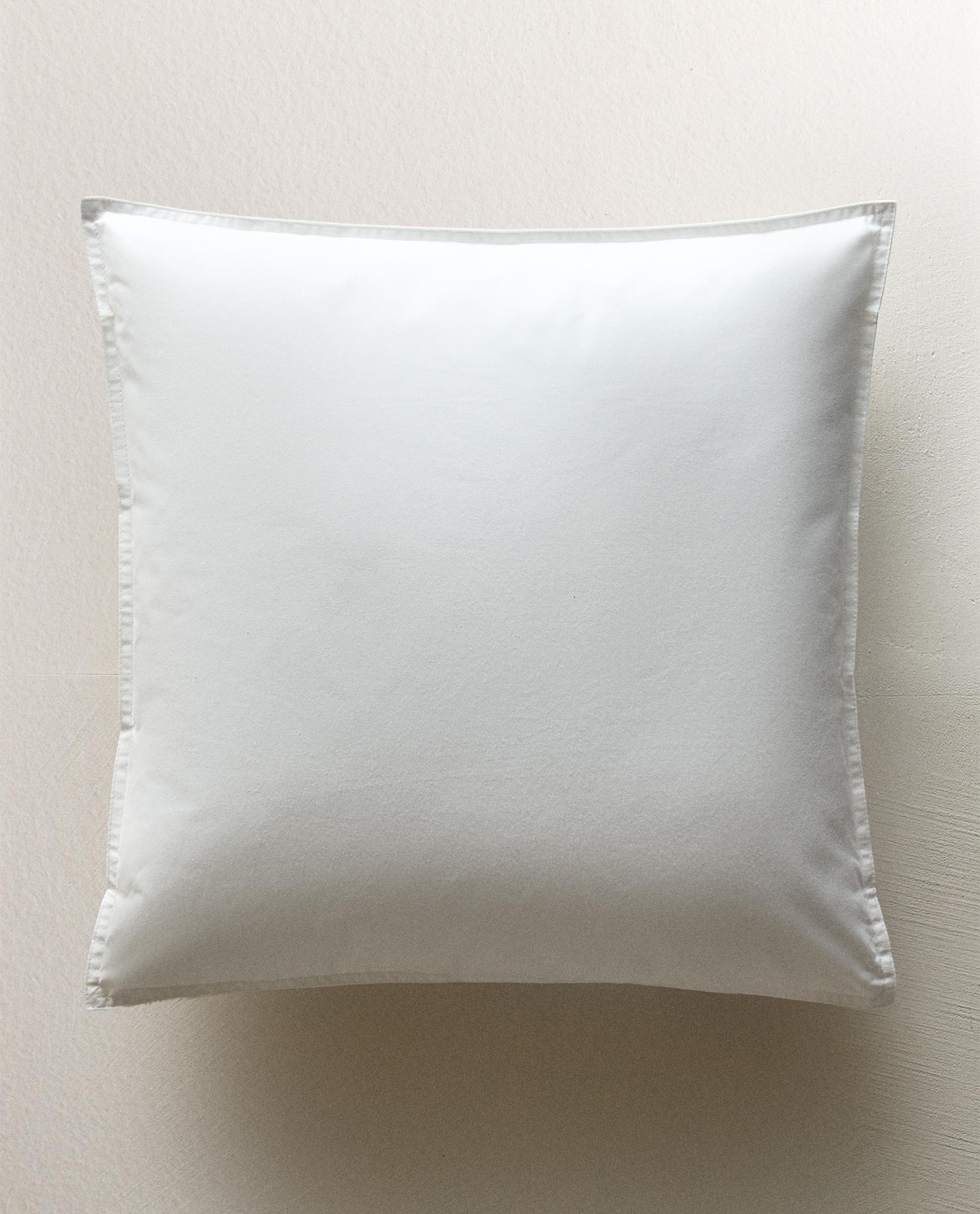 KIDS’ SOFT-TOUCH CUSHION INSERT | Zara Home Oman