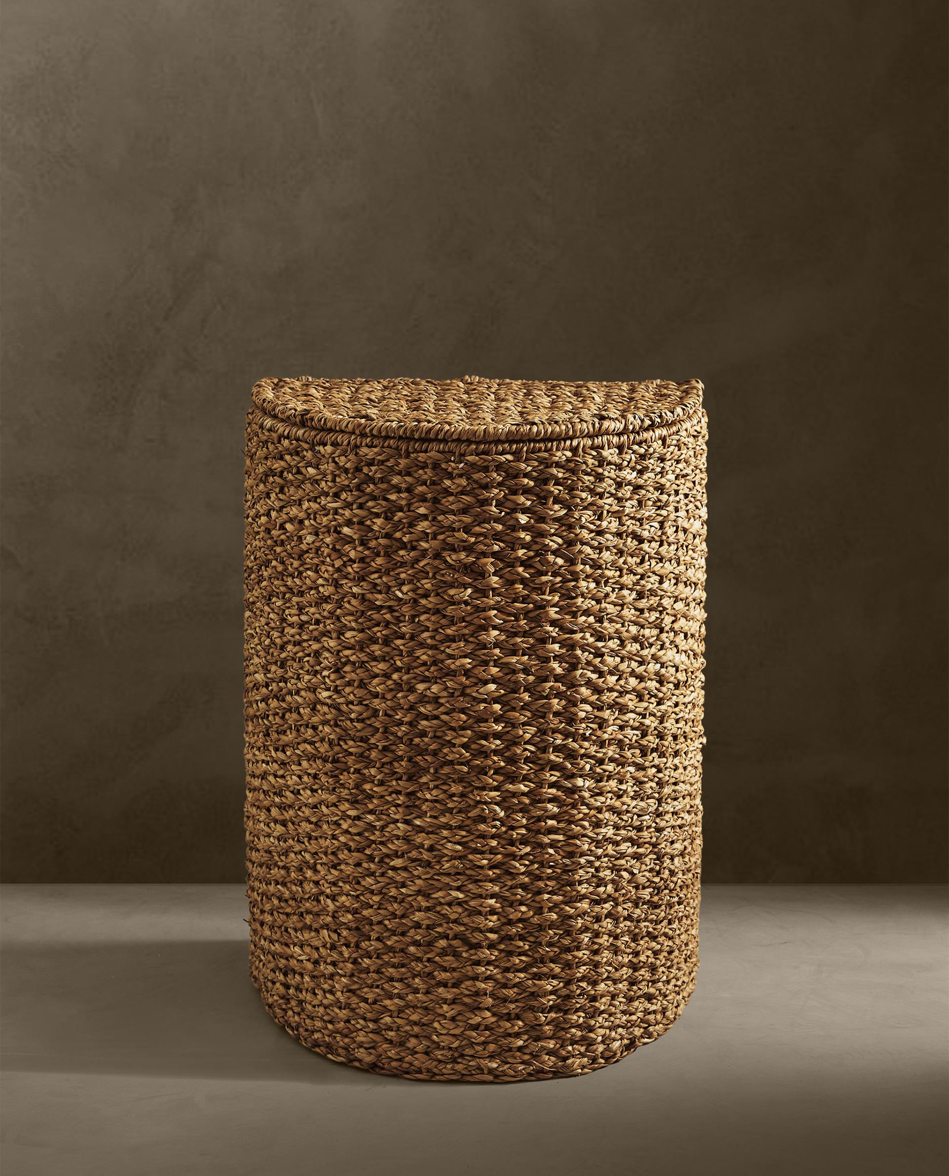 SEAGRASS BASKET WITH LID