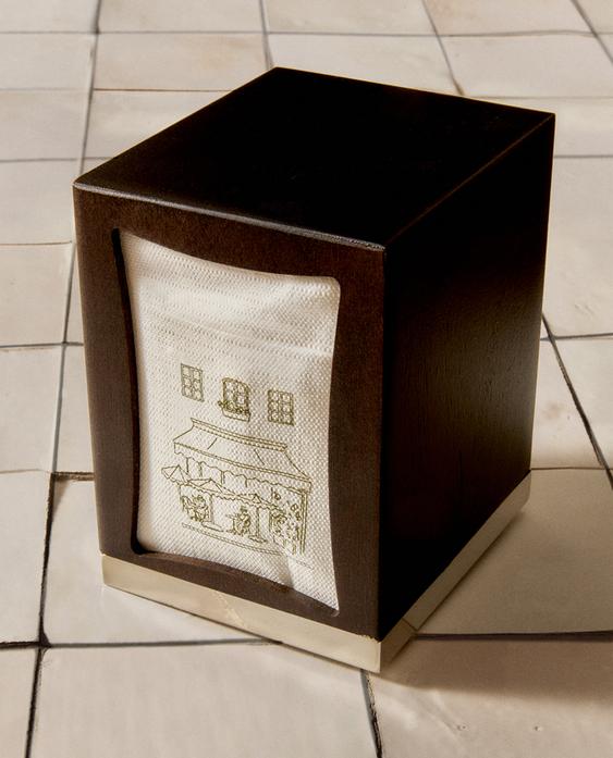 COFFEE NAPKIN HOLDER AND NAPKIN SET COFFEE NAPKIN HOLDER AND NAPKIN SET