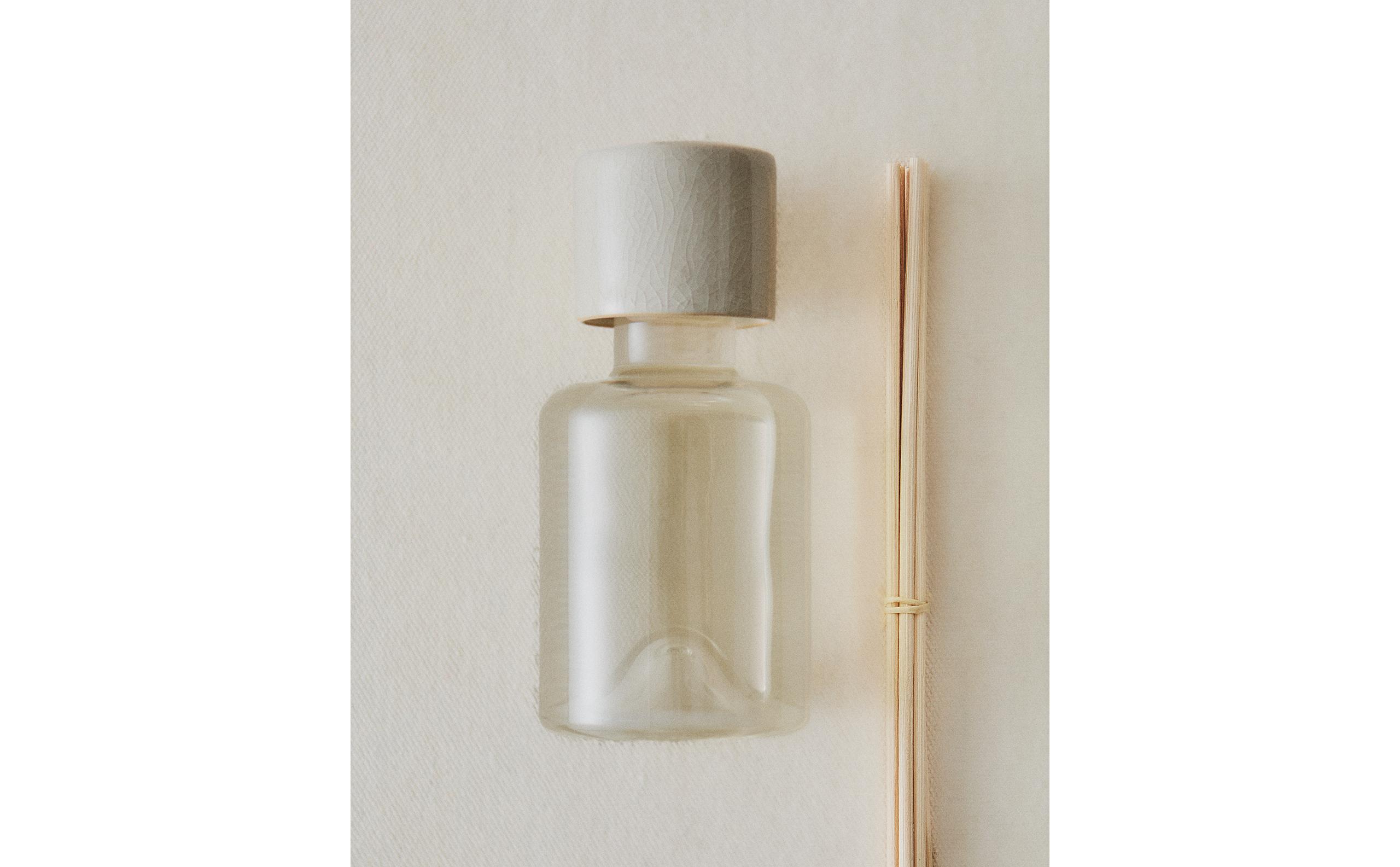 (95 ML) LUMINOUS CAMELLIA SCENTED REED DIFFUSERS product thumbnail 3