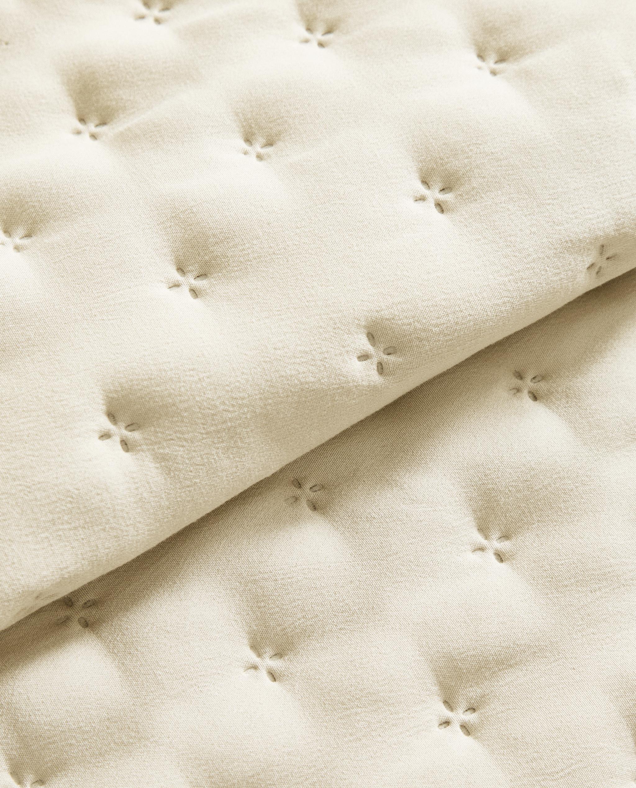 ドット キルトベッドカバー | Zara Home 日本/Japan