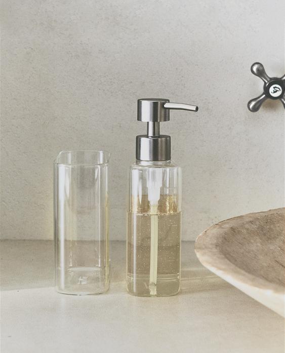 BOROSILICATE BATHROOM SET WITH LETTERS BOROSILICATE BATHROOM SET WITH LETTERS