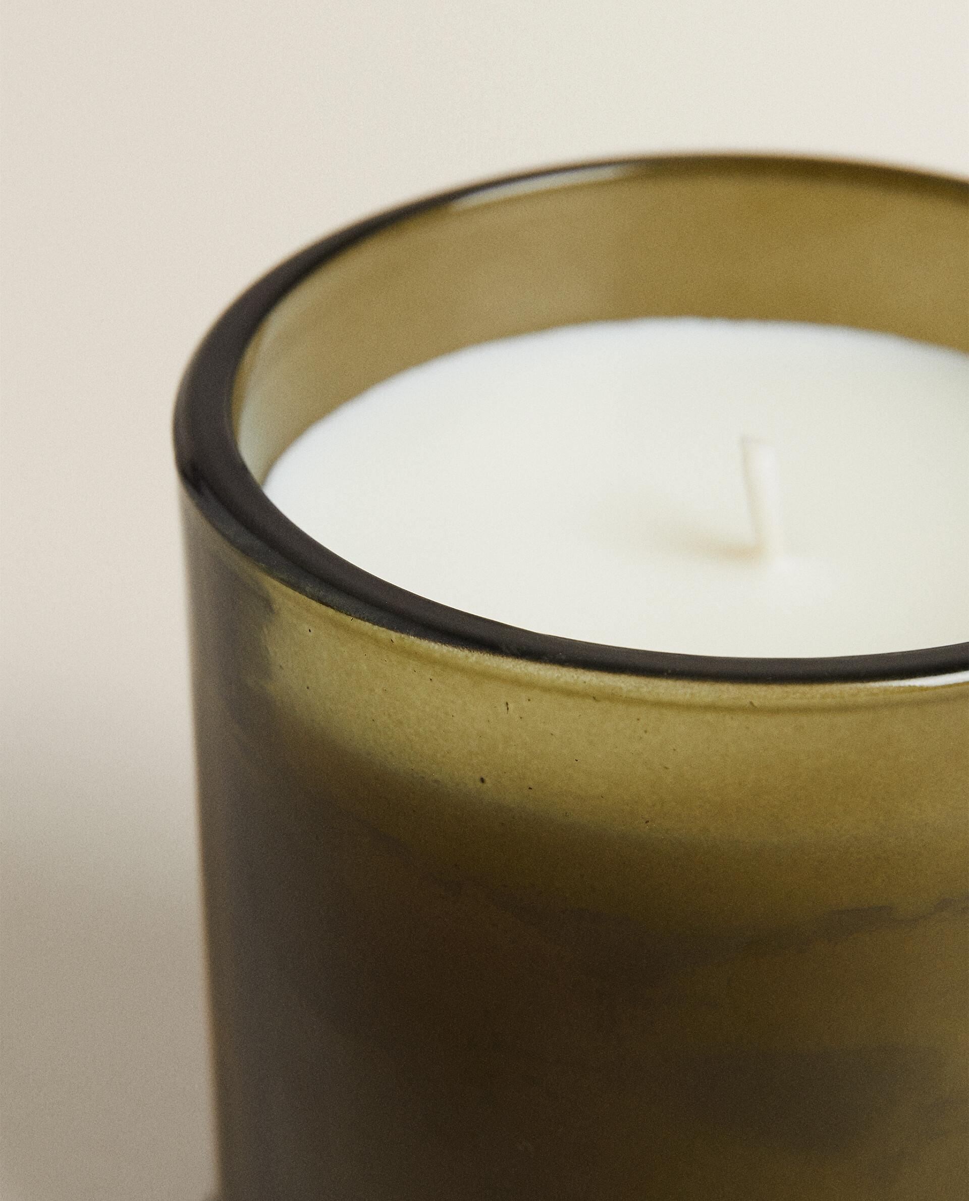 (350 G) BASILICUM SCENTED CANDLE product thumbnail 2