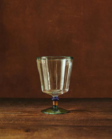 BOROSILICATE GLASS WITH COLOURED STEM