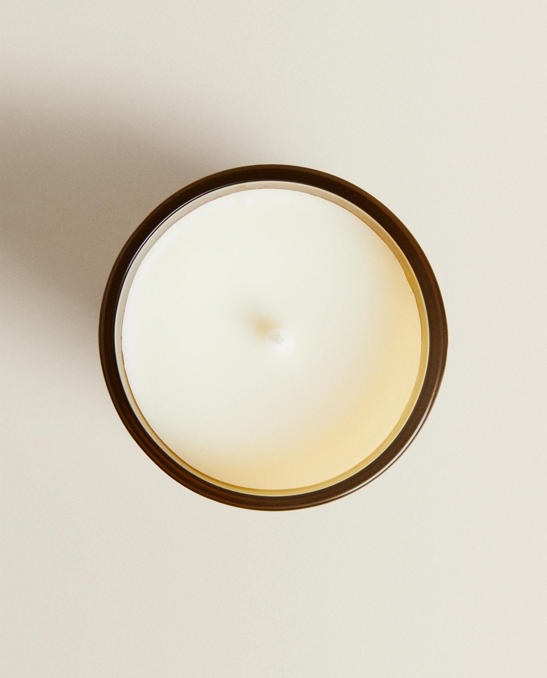 (350 G) WHITE LOTUS SCENTED CANDLE product thumbnail 3
