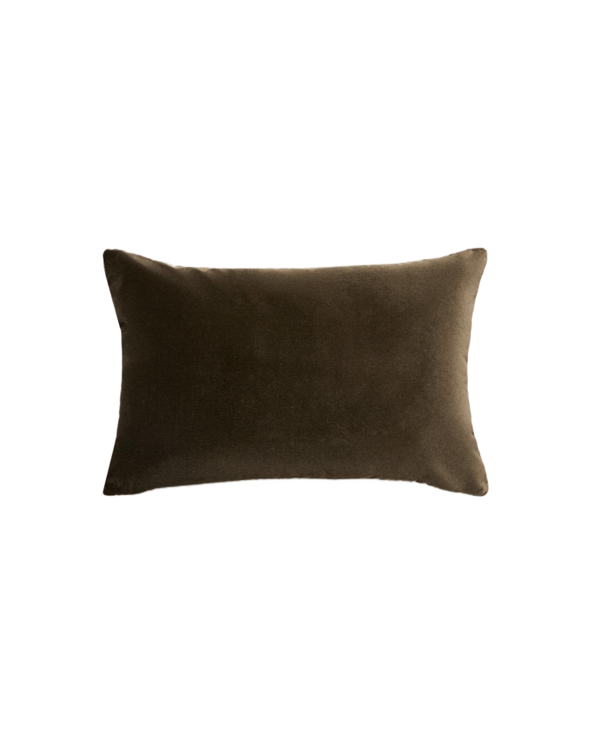 VELVET CUSHION COVER product thumbnail 7