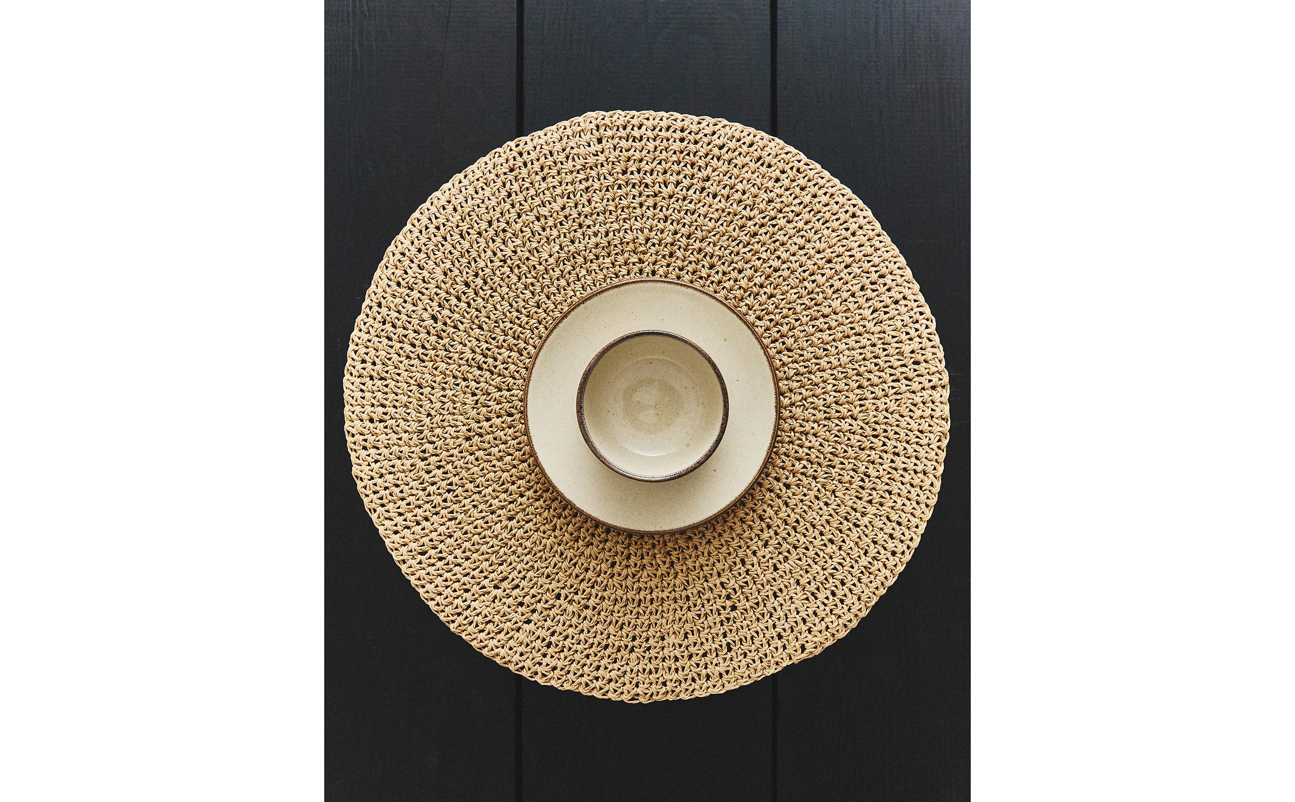 ROUND PAPER PLACEMAT product thumbnail 7