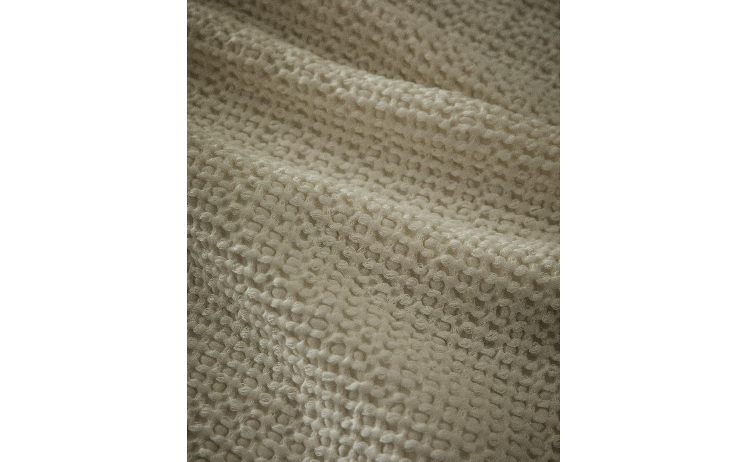 WAFFLE KNIT BEDSPREAD