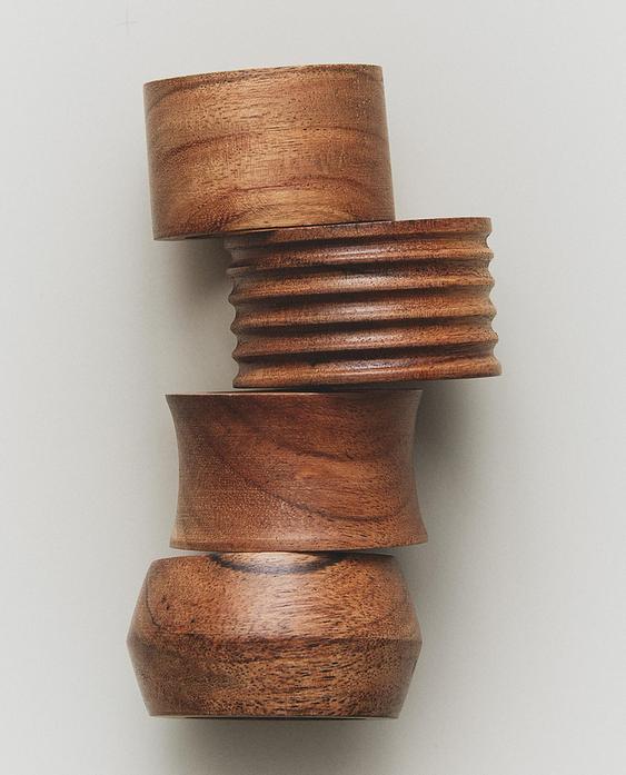 PACK OF WOODEN NAPKIN RINGS (PACK OF 4)
